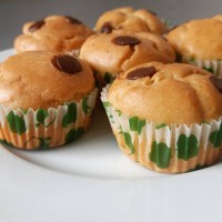 Almond Choc chip Cupcake- set of 4